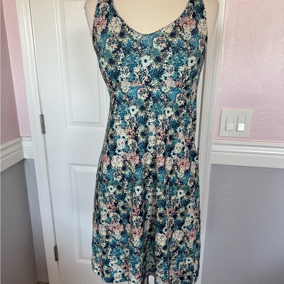 Patagonia Womens Blue Floral Magnolia Sleeveless Short Mini Dress Size S - Picture 7 of 12